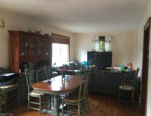 221 New St, West Paterson, NJ 07424-3329