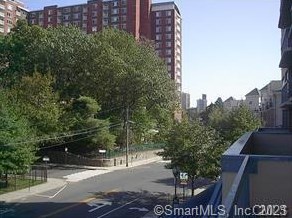 25 Forest St, Stamford CT 06901-1868 exterior