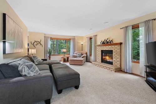 4442 Wyandot Trl, Green Bay, WI 54313-6789
