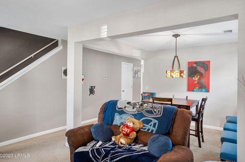 72 Shadow Moss Dr, Beaufort SC  29906-6005 exterior