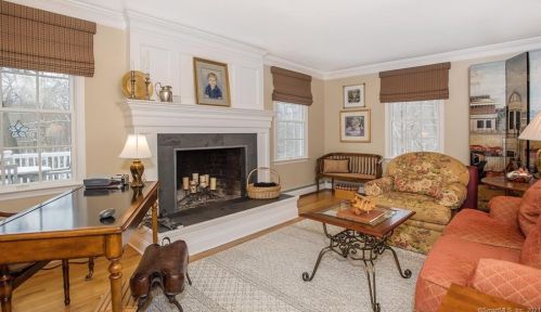 457 Barrack Hill Rd, Ridgefield, CT 06877-2301