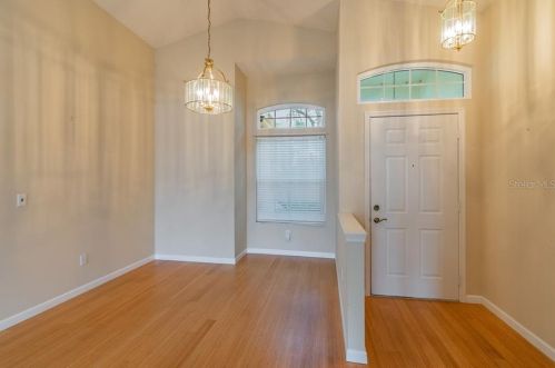 742 Lighthouse Dr, Tarpon Springs FL exterior