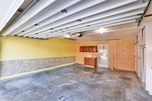 204 Green Tree Ln, Bellefontaine OH  43311-2734 exterior