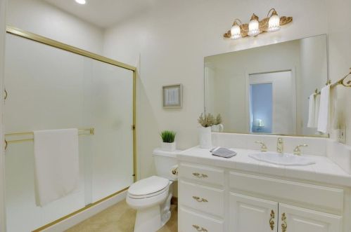 125 Scotia Pne Cir, Grass Valley CA  95945-5418 exterior