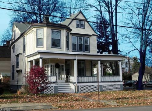 1128 Bryant St, Rahway, NJ 07065-3142