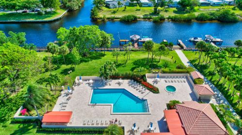 23253 Water Cir, Boca Raton, FL 33486-8536