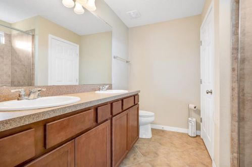 8734 Hinsdale Heights Dr, Polk City FL  33868-6010 exterior