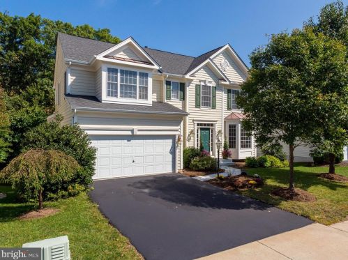 8654 Wales Ct, Gainesville, VA 20155-5819