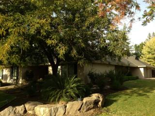 5448 Bond St, Fresno CA  93710-6312 exterior