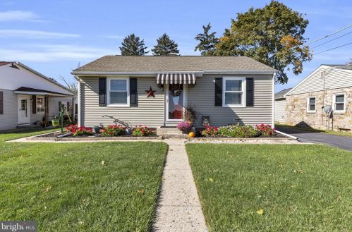 1332 Bryn Mawr Rd, Carlisle, PA 17013-1501