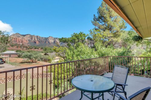 9 Roadrunner Ln, Sedona, AZ 86336-6245