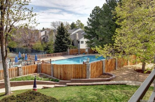 4605 Yosemite St, Denver CO 80237-2515 exterior