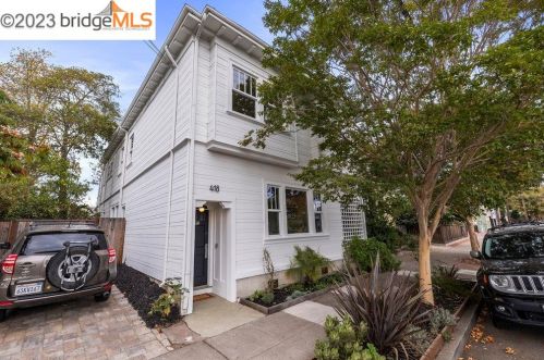 418 45 St, Oakland CA 94609-2135 exterior