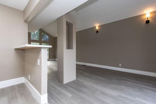 1812 Golf Rd, Turlock CA  95380-9746 exterior
