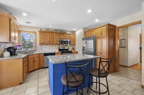 2922 Copper Mountain Ct, Green Bay WI  54313-3207 exterior