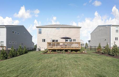 834 Cranberry Dr, Pataskala OH  43062 exterior