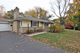 278 Cooke Rd, Columbus, OH 43214-3114