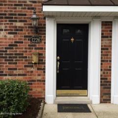 1226 Westlynne Way, Louisville, KY 40222-4429