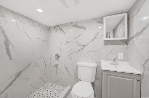 1327 Scimitar Ave, Floral Park NY  11003-3312 exterior