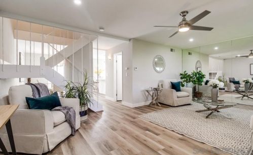 4168 Genesee Ave, San Diego CA  92111-2716 exterior