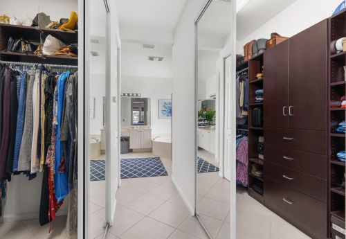 6806 Fiji Cir, Boynton Beach FL  33437-7022 exterior