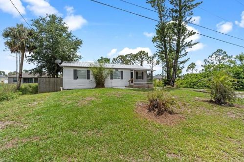 3511 41st St, Lehigh Acres, FL 33976-4625