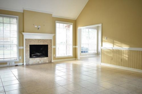 5627 Rocky Brook Dr, Humble, TX 77345-1404