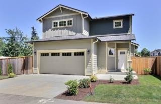 17615 146th Ave, Ohop, WA 98360-9833