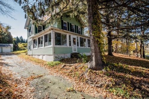 3 Clintonville Rd, Northford, CT 06472-1611