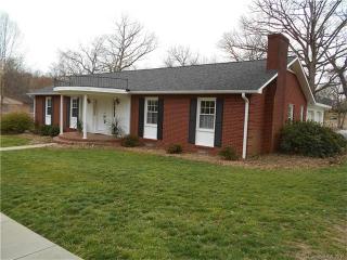 213 Edgewood Dr, Statesville, NC 28625-4530