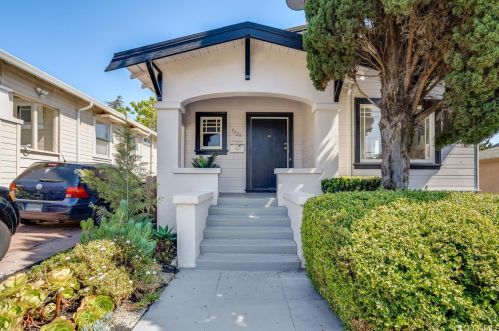 3324 68th Ave, Oakland, CA 94605-2120