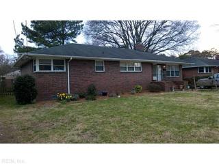 521 Shore Rd, Norfolk, VA 23505-3348