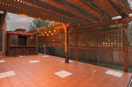 2013 Vintage Cir, Denton TX 76210-2801 exterior