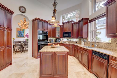 8696 Valhalla Dr, Delray Beach FL  33446-9568 exterior