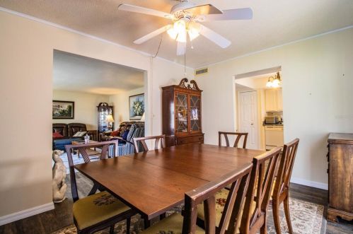 555 Cameo Dr, Lakeland FL  33803-2330 exterior