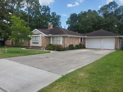 3508 Orange St, Pearland, TX 77581-3406