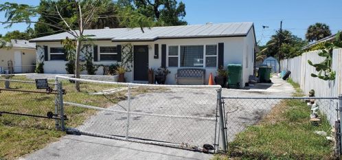 5233 Hardee St, Naples, FL 34113-7729
