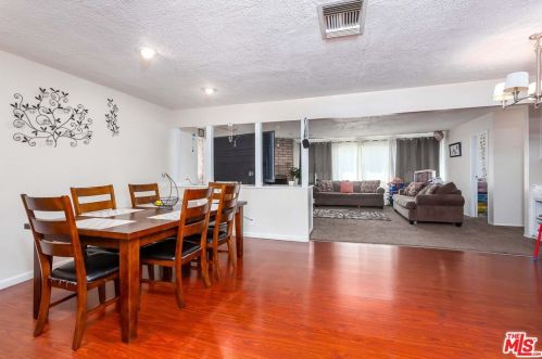 44025 Date Ave, Lancaster CA  93534-4425 exterior