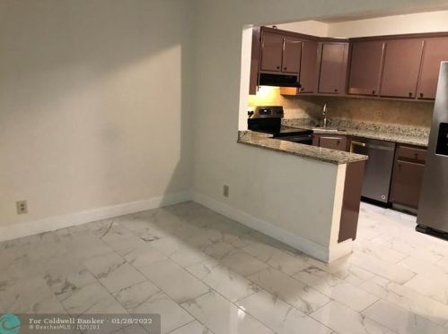 4751 Sable Pine Cir, West Palm Beach, FL 33417-2798