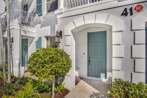 1383 Piazza Pitti, Boynton Beach FL  33426-8273 exterior