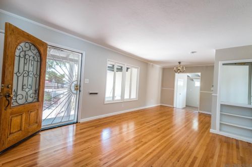 7248 Pearson St, La Mesa, CA 91941-7623