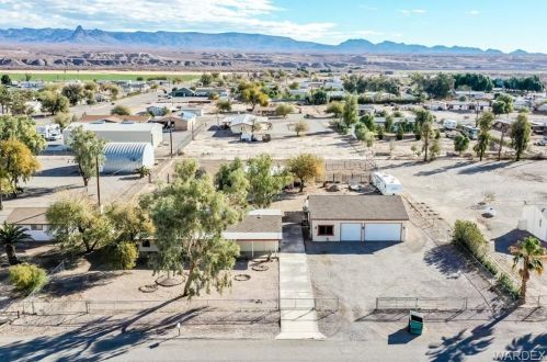 7416 Martin Dr, Mohave Valley, AZ 86440-9107