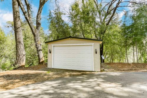 5257 Cold Springs Dr, Michigan Bluff CA  95631-9740 exterior