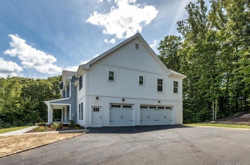 86 Nautilus Way, Stonington, CT 06378-1944