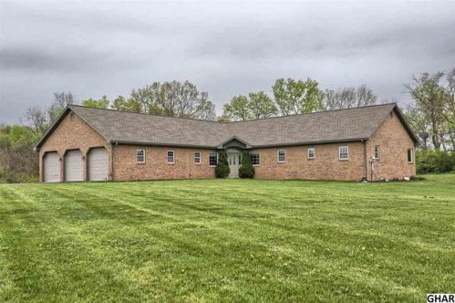 378 Crossroad School Rd, North Newton, PA 17241-9571