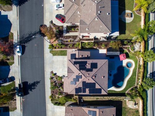 29292 Point Shore Dr, Lake Elsinore CA  92530-7277 exterior