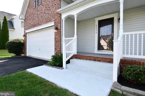 35374 Hawks Nest Ct, Locust Grove, VA 22508-3102