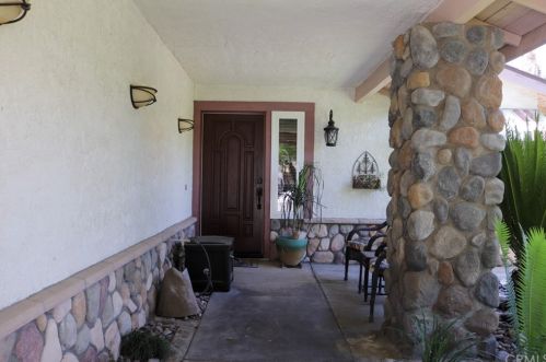2605 Periwinkle Dr, San Bernardino, CA 92407-2287
