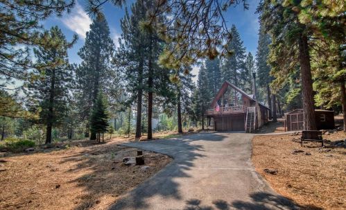10577 Ponderosa Dr, Truckee, CA 96161-1960
