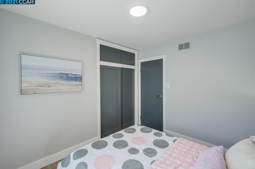 69 Fordham Ct, Concord CA  94523-1523 exterior